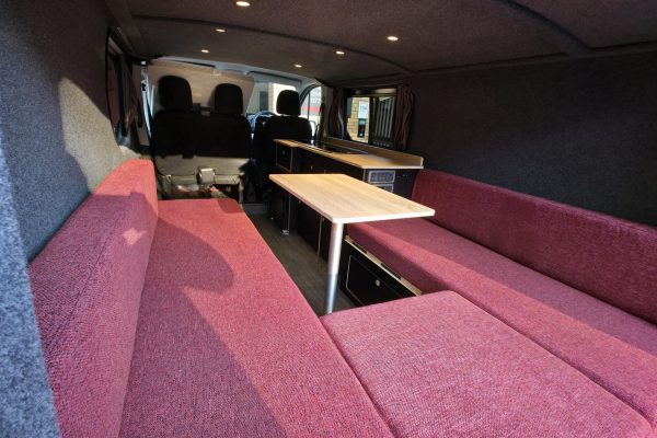 LWB-Renault-Trafic-Walk-Through-5